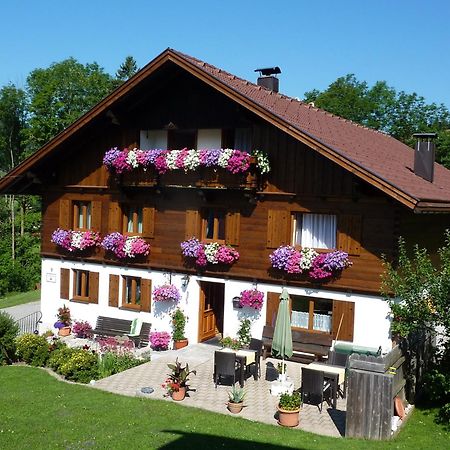 Ferienwohnungen Durst Roswitha Schattwald Esterno foto